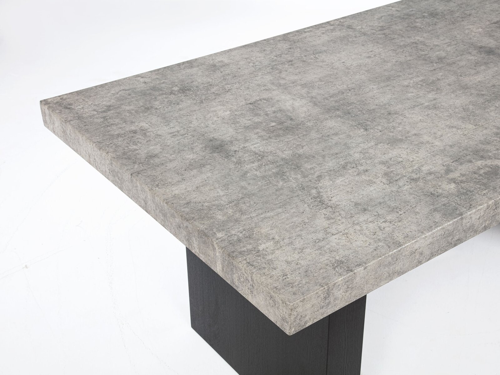 SEBASTIAN DINING TABLE