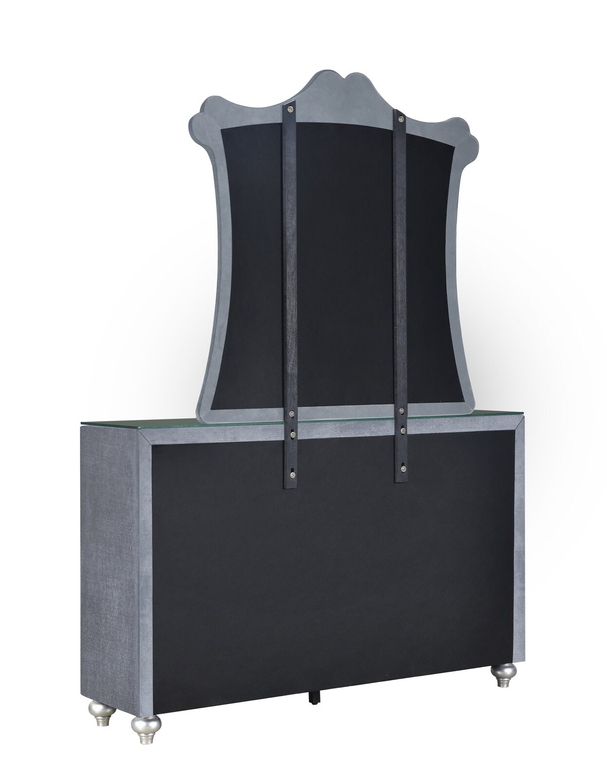 CAMEO DRESSER