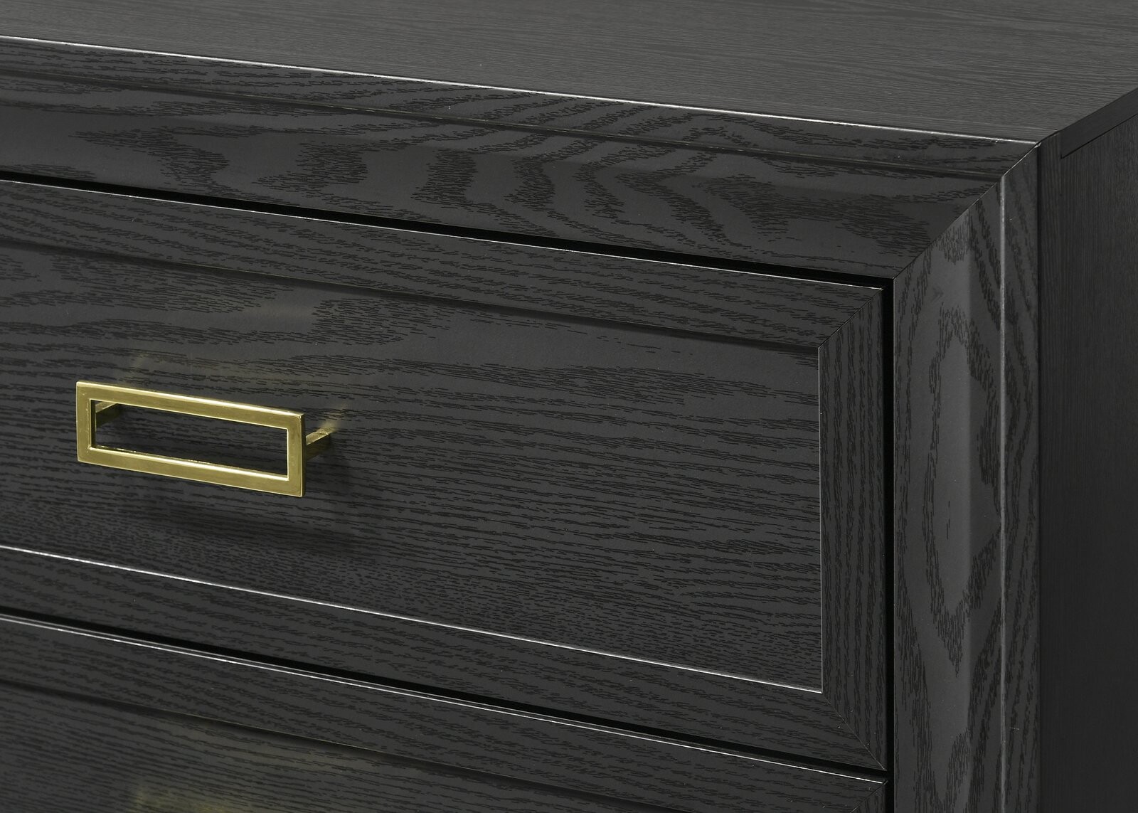 PEPE CHEST
